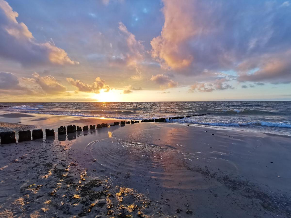 Apartment Gold B29 Let's Sea Baltic Park Gaski (Koszalin)