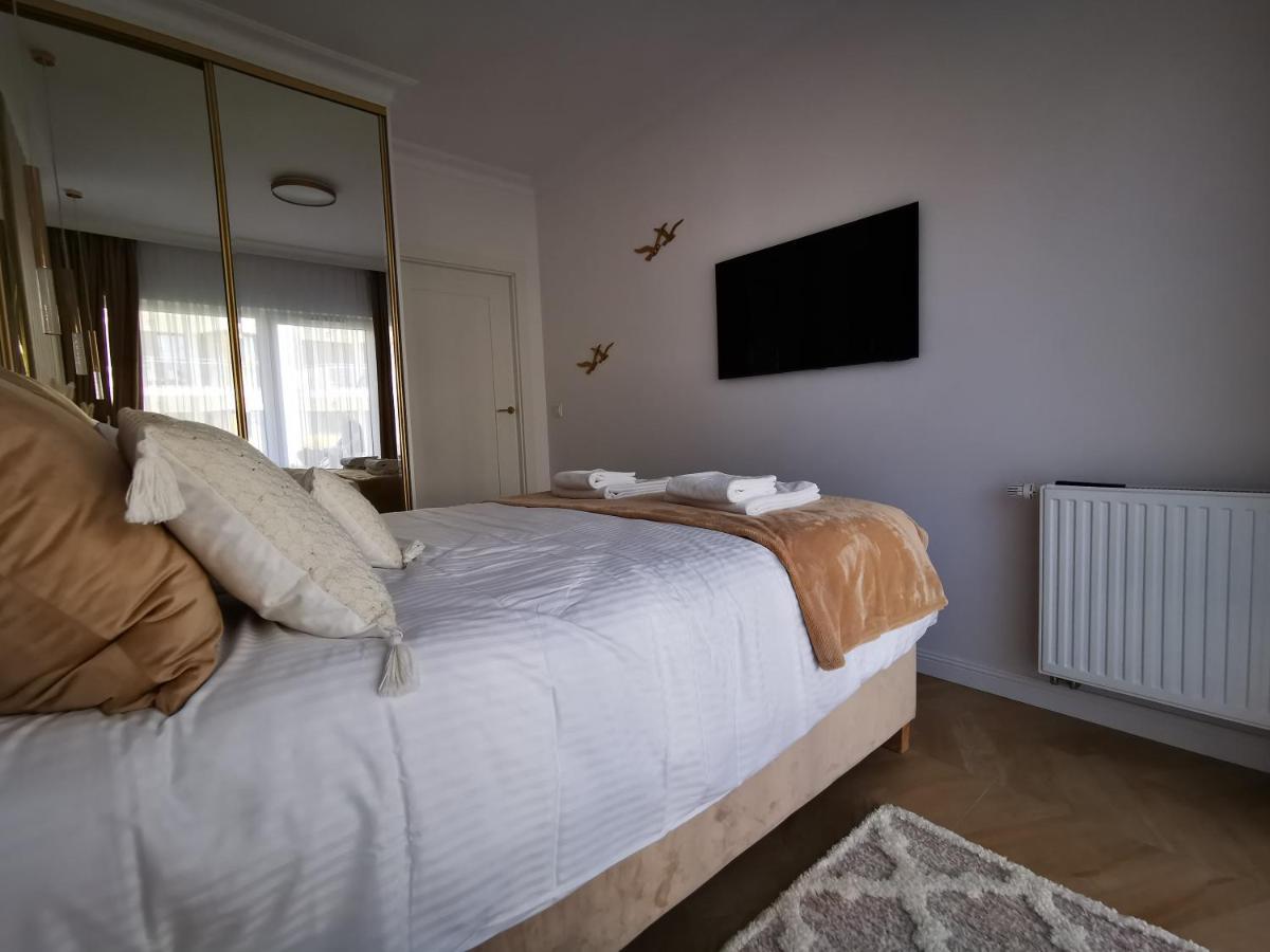 Gold B29 Let's Sea Baltic Park Apartment *