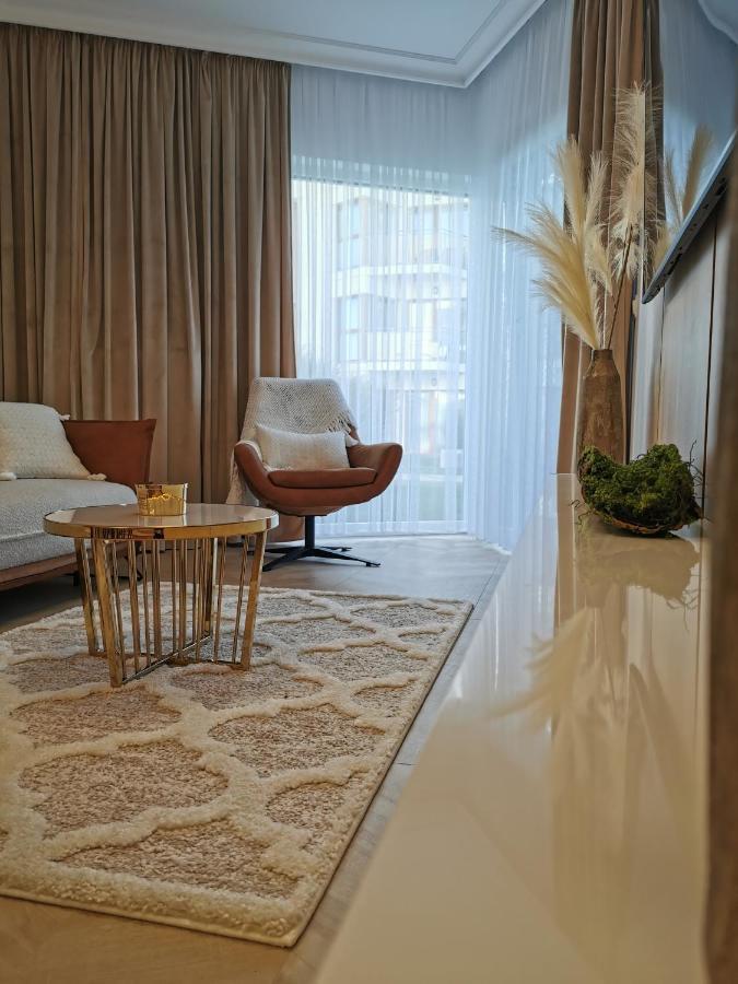Gold B29 Let's Sea Baltic Park Apartment