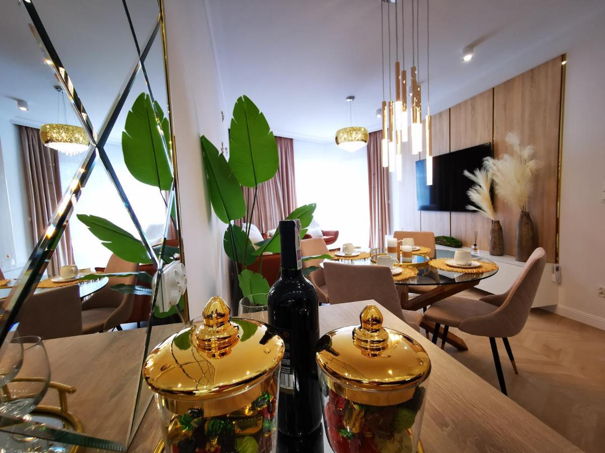 Gold B29 Let's Sea Baltic Park Apartment *
