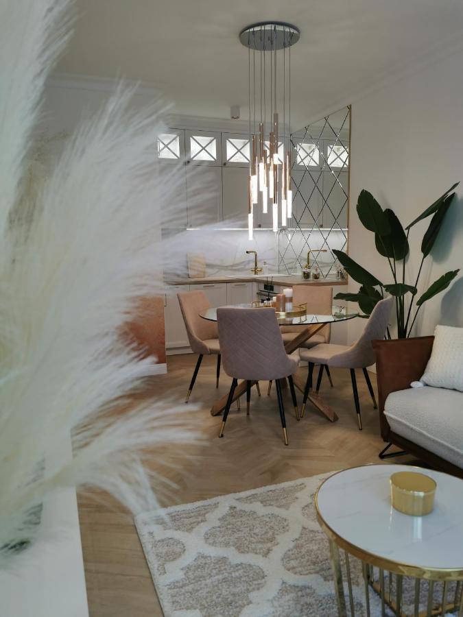 Gold B29 Let's Sea Baltic Park Apartment *