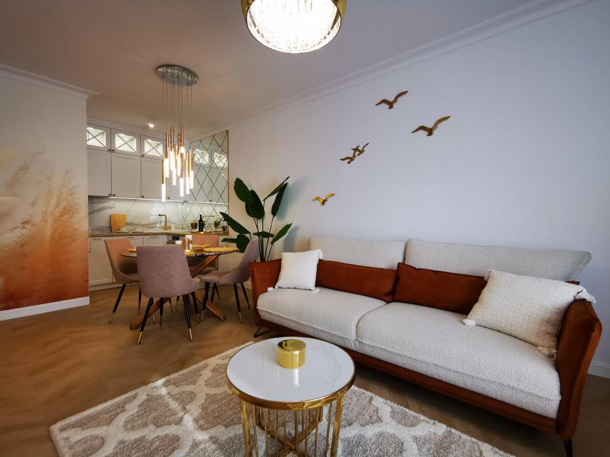 Apartment Gold B29 Let's Sea Baltic Park